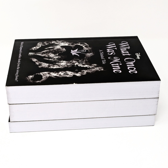 Twisted Tales Book Set - Picture 4 of 8